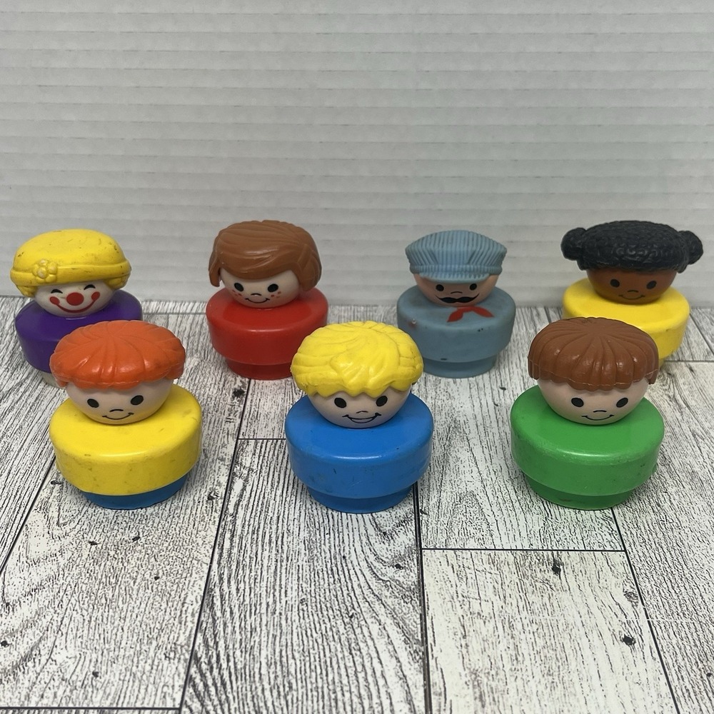 Lot of 7 1990 Vintage Fisher Price Chunky Little People Figures